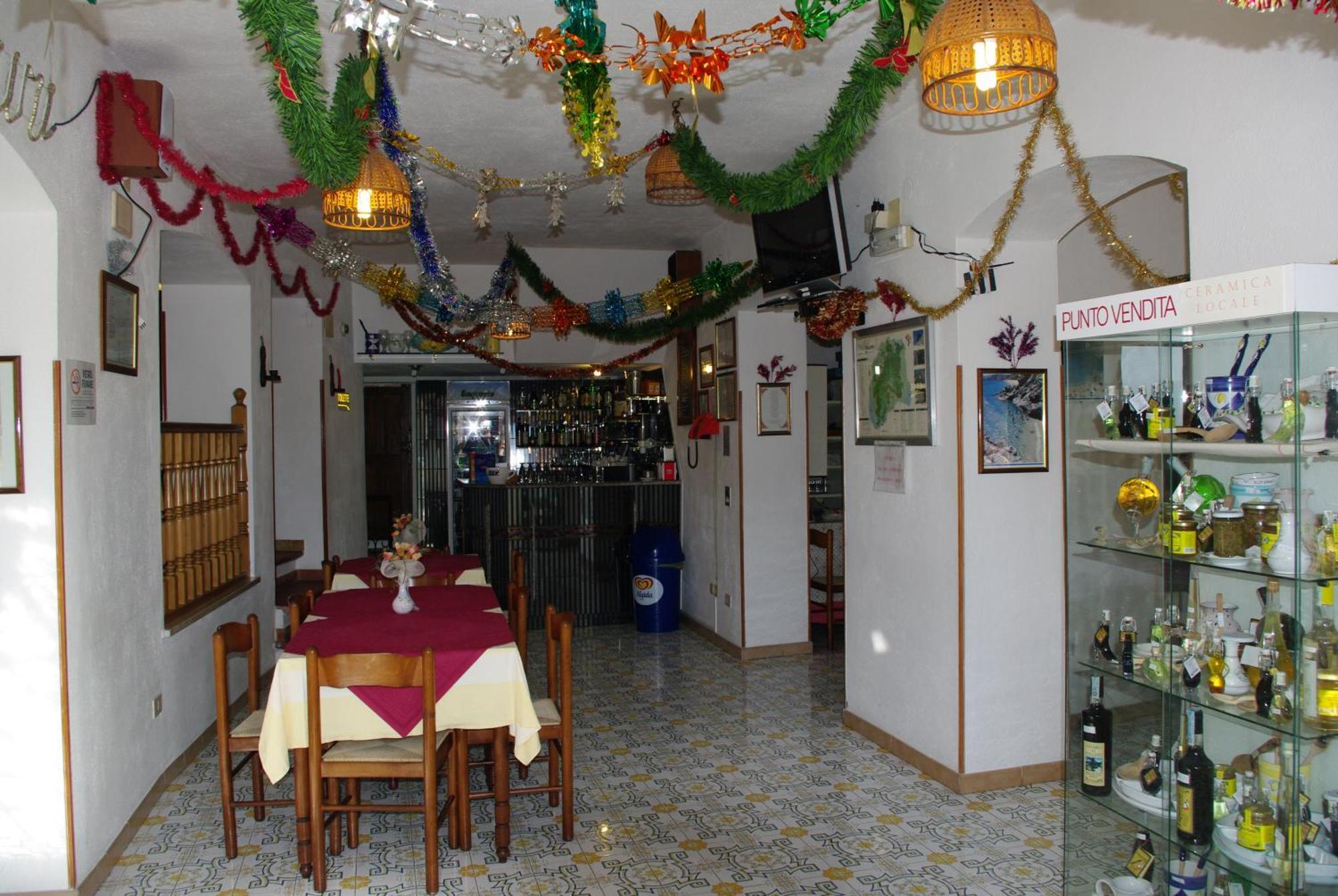 Le Due Lanterne Hotel Aieta Ngoại thất bức ảnh
